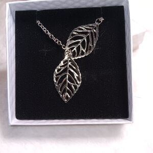 Elegant Silver Double Leaf Pendant Necklace